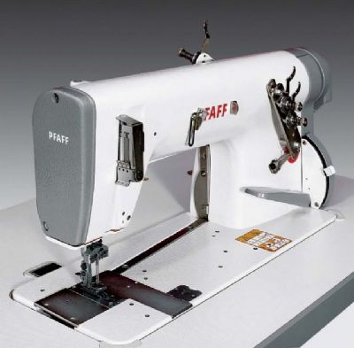 PFAFF 5483 Yüksek devirli zincir dikiş makinesi