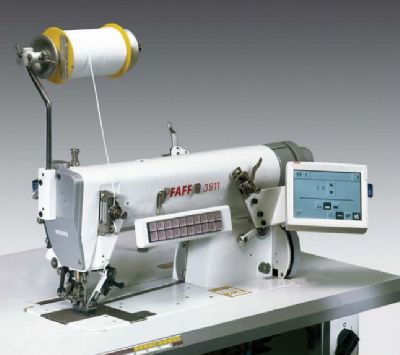 PFAFF 3811 Ekranlı programlanabilir, büzgü dikiş otomatı